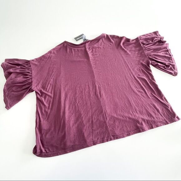 Urban Heritage // flutter short sleeve top // Size Medium // NWT - Picture 2 of 7